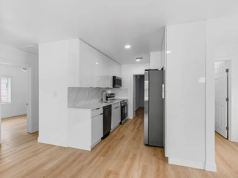 608 Fairfax Rd — Photo 25