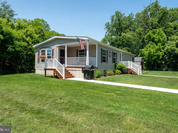 3327 Main L29 St, Conestoga, PA 17516
