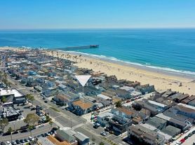 2713 W Balboa Blvd, Newport Beach, CA