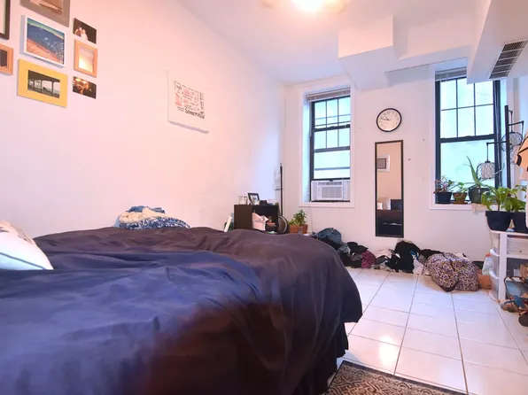 145 Noble Street image 1 of 10