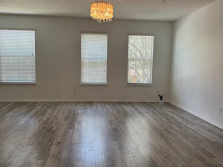 4257 Regal Town Ln — Photo 7
