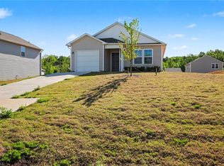 331 Peacock Cir, Lexington, NC 27292