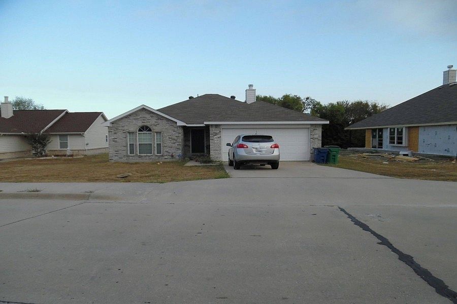 1st image of 308 Harvard Dr