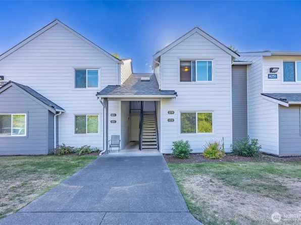 4251 Wintergreen Circle #279, Bellingham, WA 98226