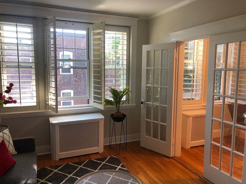 1st image of 4 Crawford St APT 10