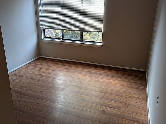 5th image of 18204 Swiss Cir APT 203