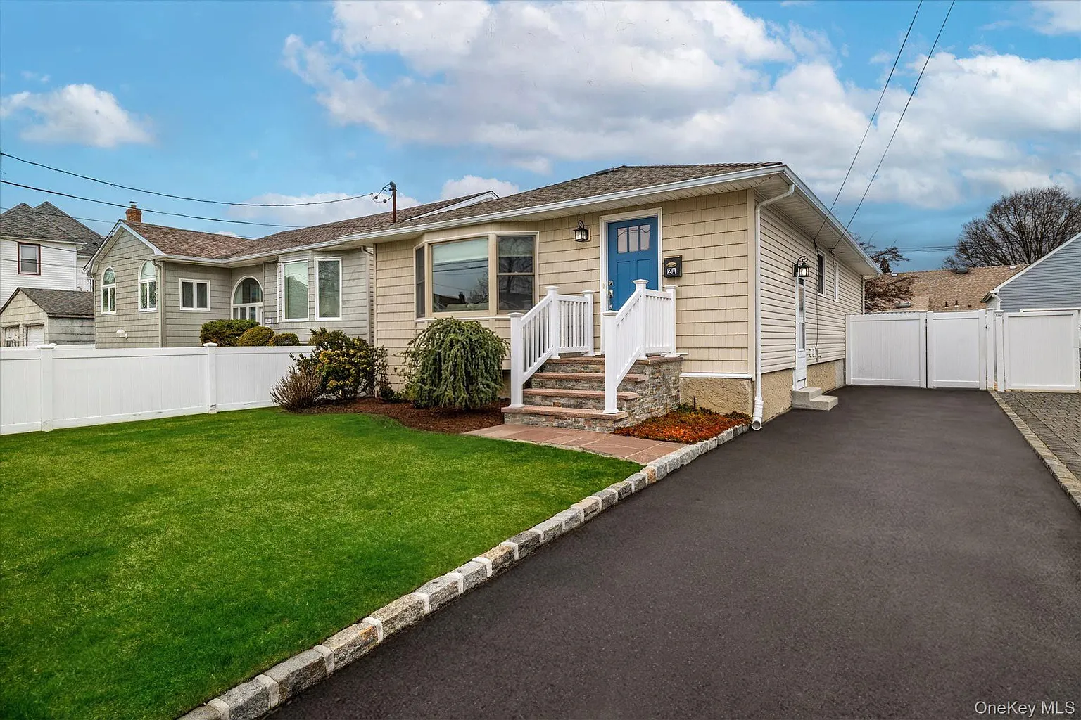 2A Baylis Place photo 1
