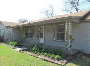 506 Live Oak St, Winnsboro, TX 75494