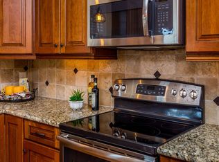 1037 Snapdragon Ln, Wake Forest, NC 27587