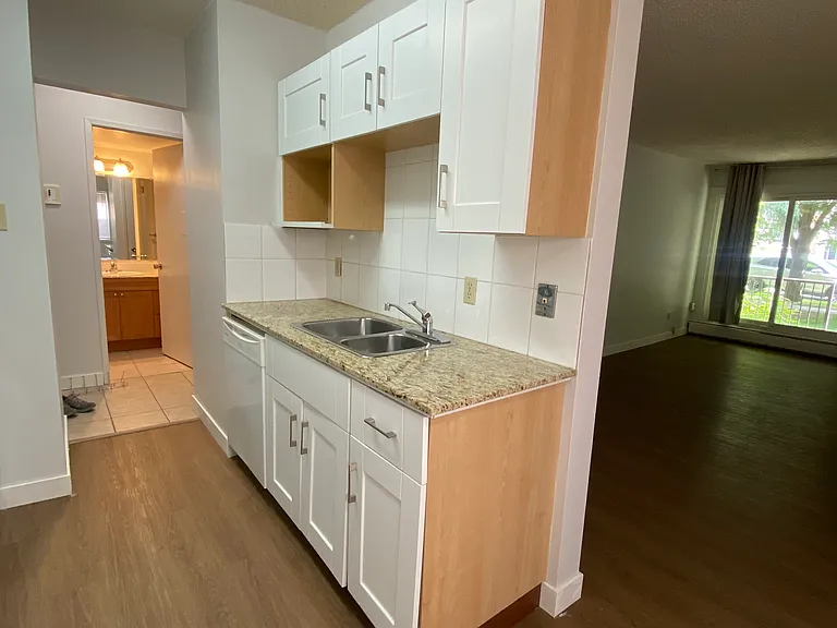 604 1st Ave NW #108 — Photo 12