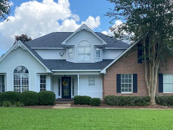 107 Gloster Ct, Dothan, AL 36303