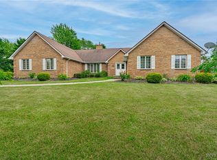 2746 Upper Mountain Rd, Sanborn, NY 14132