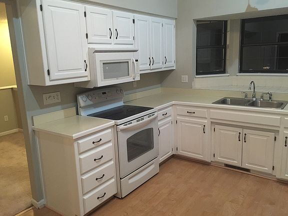 Kitchen 3