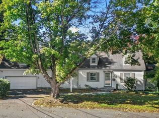 5 Westview Ter, Westwood, MA 02090