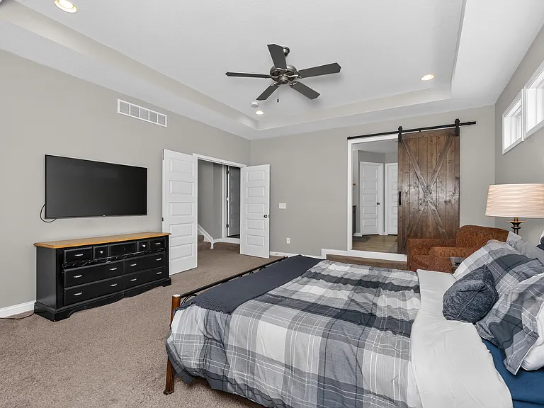 4509 Donegal Ave — Photo 16