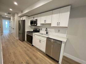 261 S 60th St, Philadelphia, PA