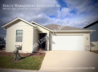 566 W Lyra St, Meridian, ID 83642