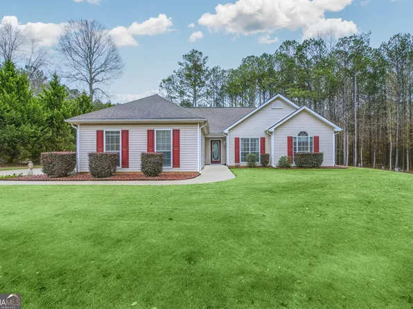 120 Riverside Ct, Sharpsburg, GA 30277