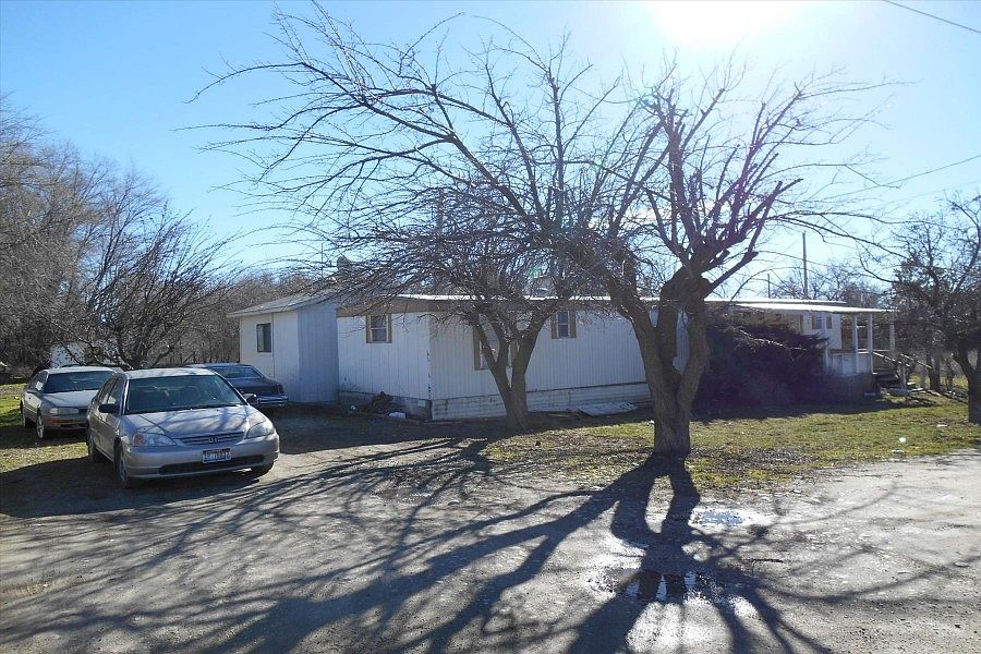 196 1st St S, Notus, ID 83656 Zillow