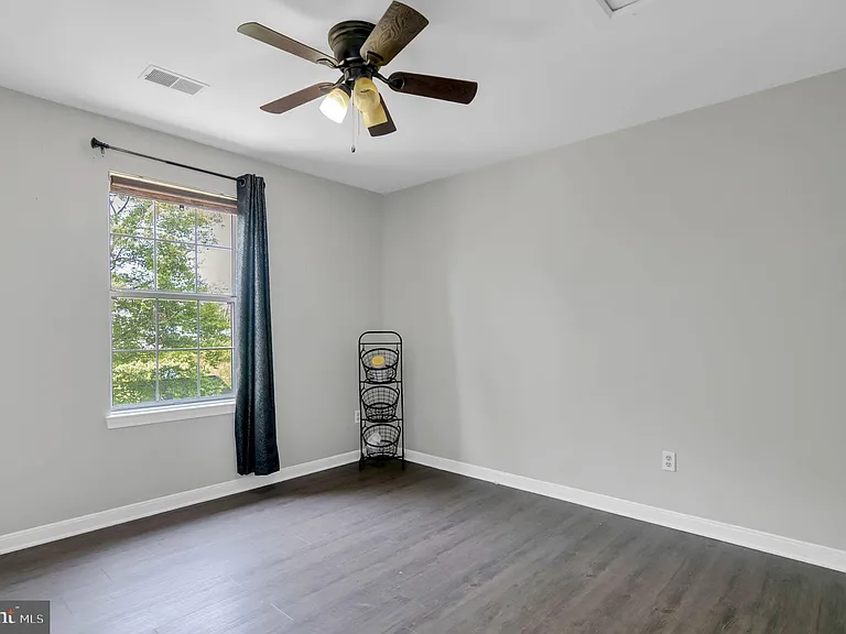 15704 Beau Ridge Dr — Photo 25
