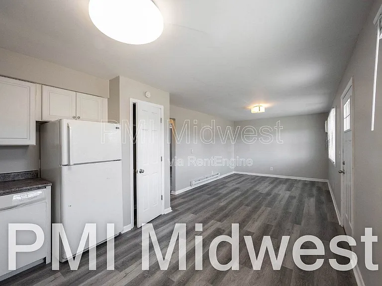 140 Maple Park Dr #3 — Photo 10