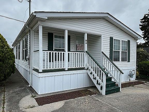 Shore Acres #94 side view