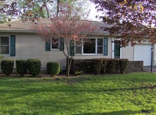 717 Balboa Rd, Champaign, IL 61820