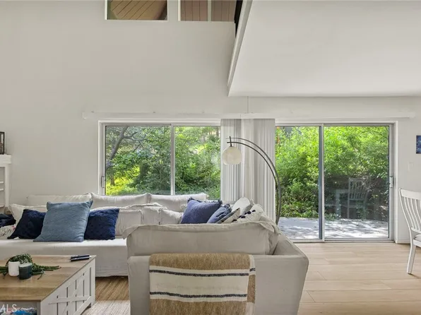 981 Lucerne Ln APT 3, Lake Arrowhead, CA 92352