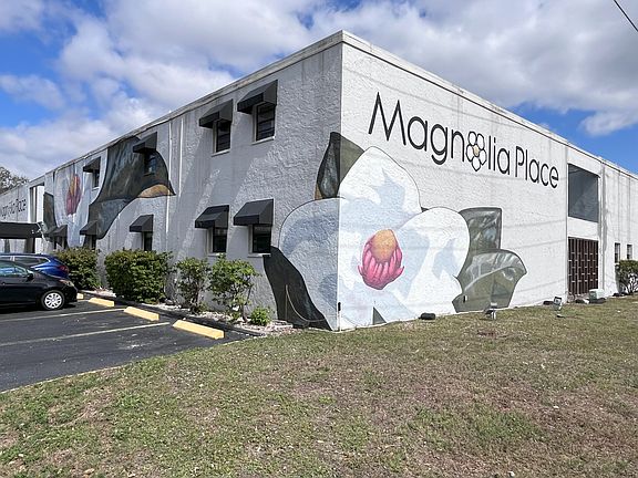 4th image of 4002 S Manhattan Ave #106