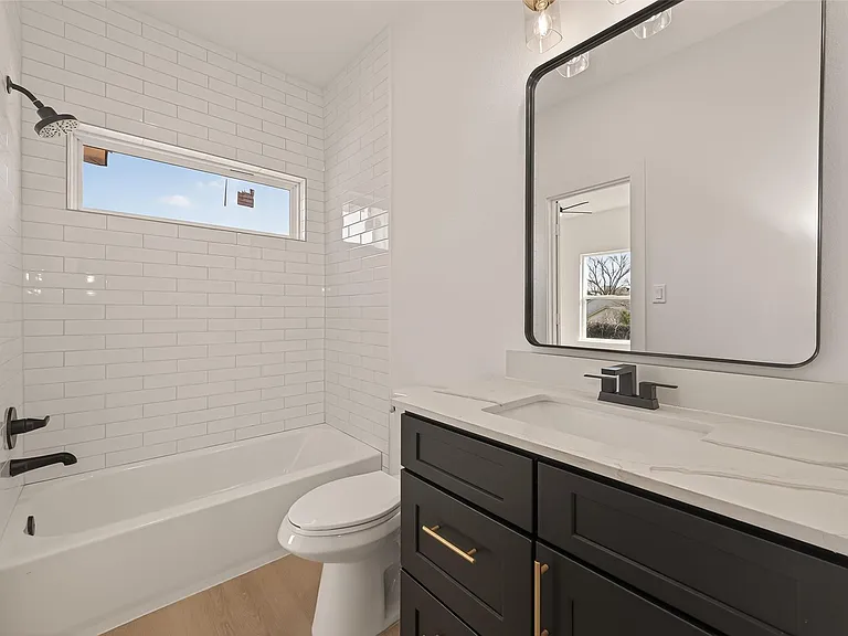 6719 Knox St — Photo 11