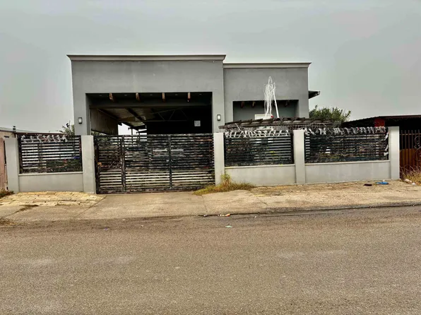 104 Palo De Rosa Loop, Laredo, TX 78043