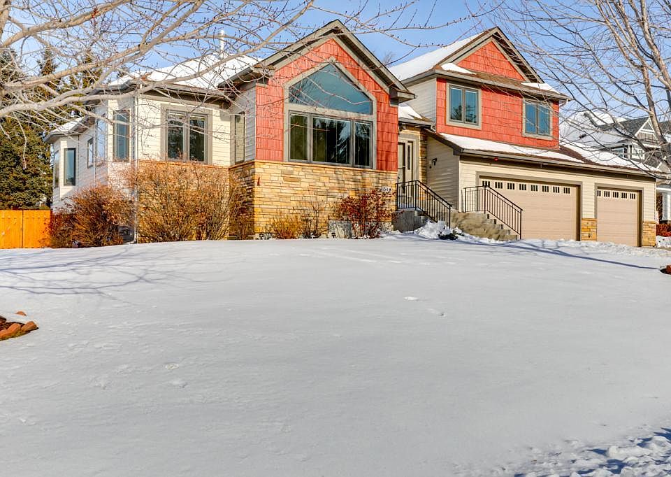 1st image of 541 Fisher Cir
