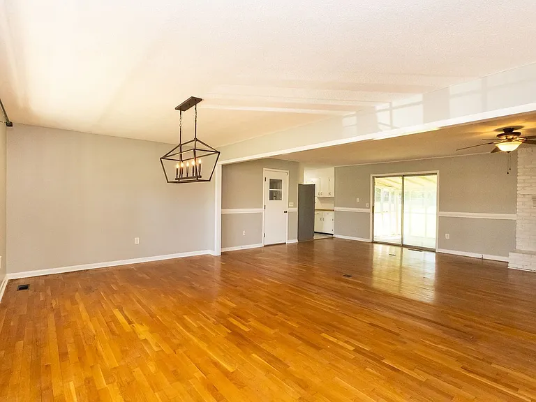 834 Kay Cir — Photo 5