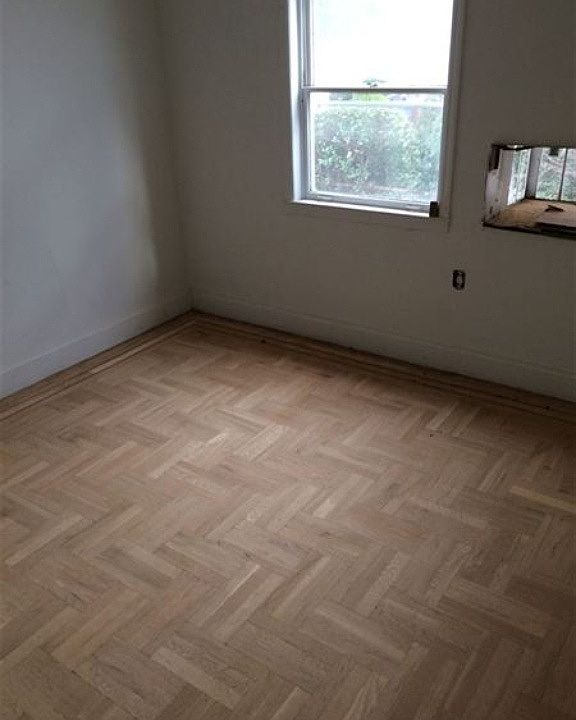 2nd image of 150 Van Sicklen St