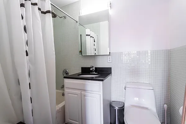 Rented by Compass | media 12