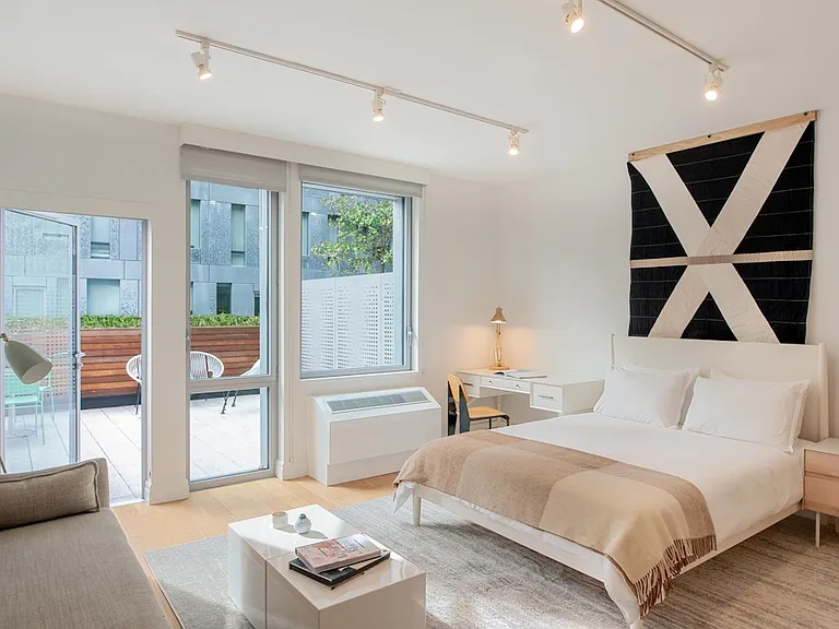 325 Kent Ave #416 — Photo 1