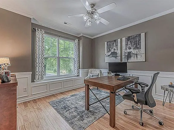 5903 Hourglass Ct — Photo 7