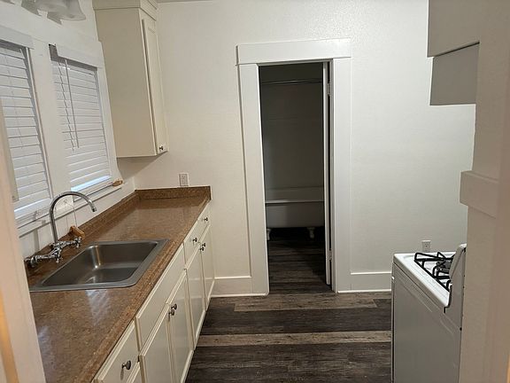 3rd image of 530 S School St APT 4