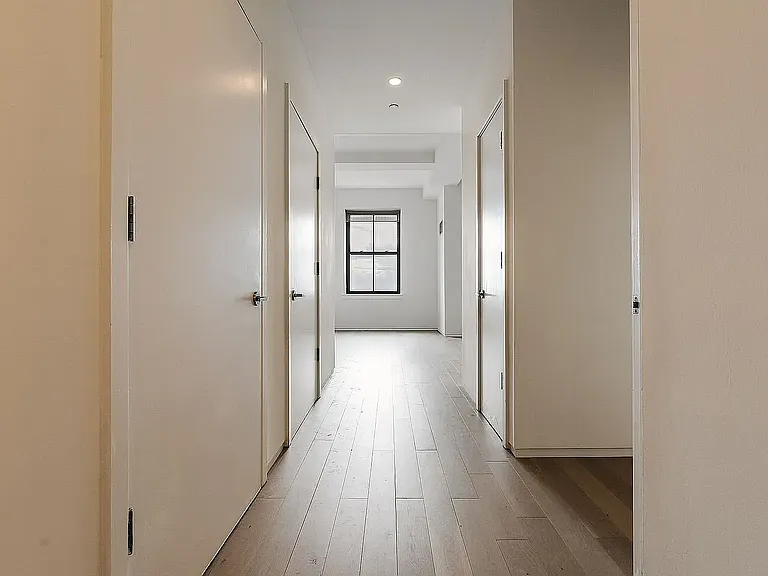 1 Hanson Pl #19L — Photo 4