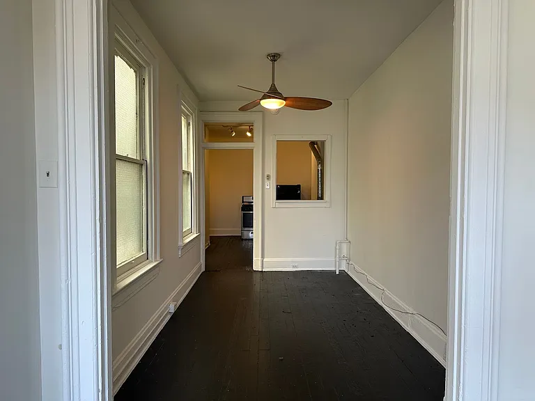 1313-1315 Main St — Photo 9