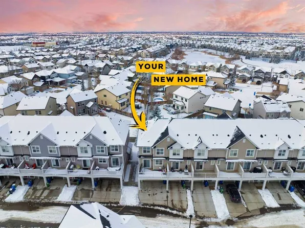 438 E Copperstone Mnr SE, Calgary, AB T2Z 5G3