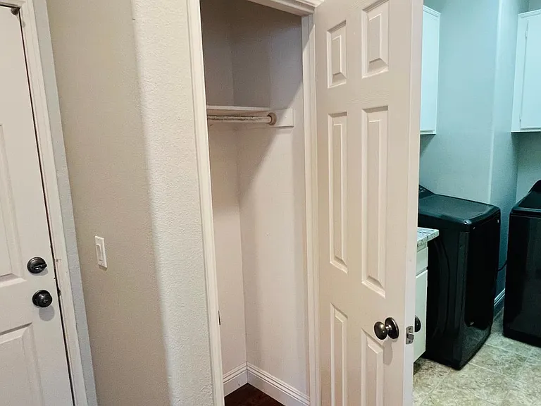 11779 Miro Cir — Photo 20