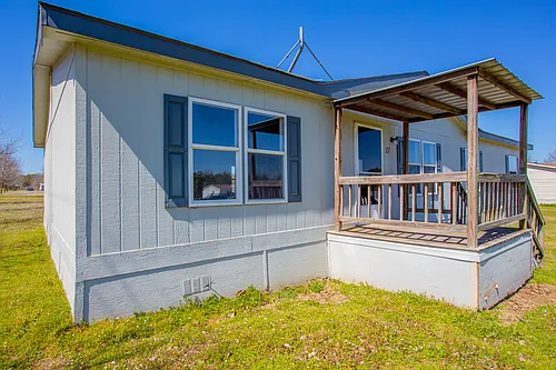 27 Private Road 4357 Photo 1