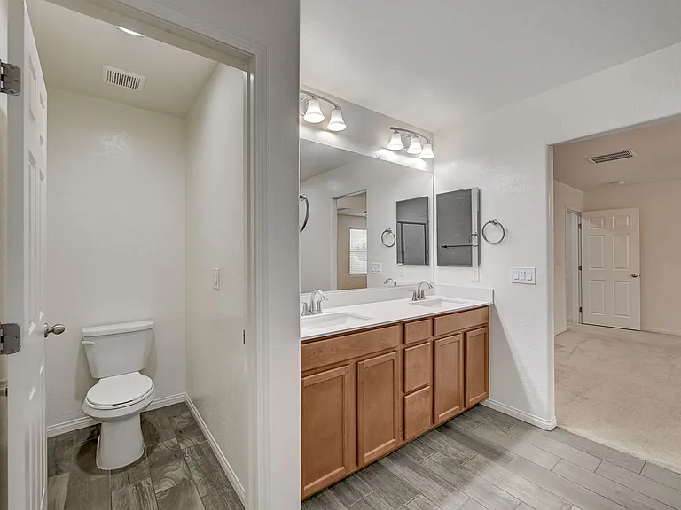 12525 Skylight View St — Photo 25
