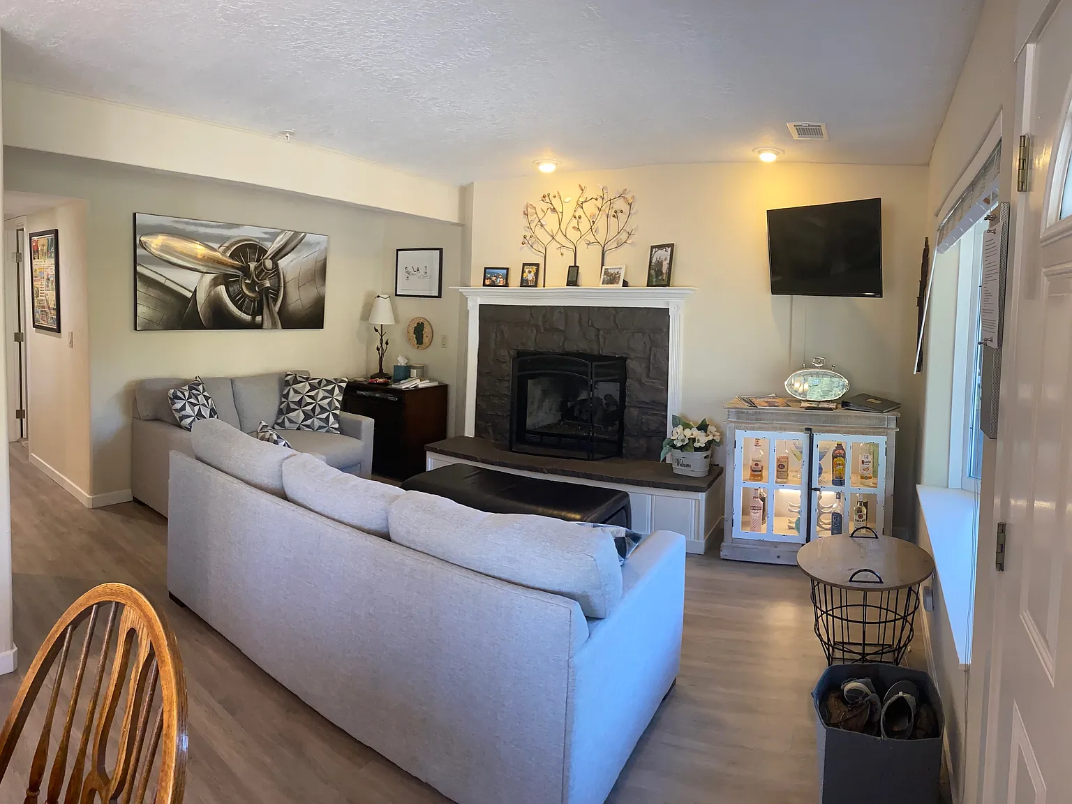 1 bed, 840 sqft, $1,875 — Photo 1