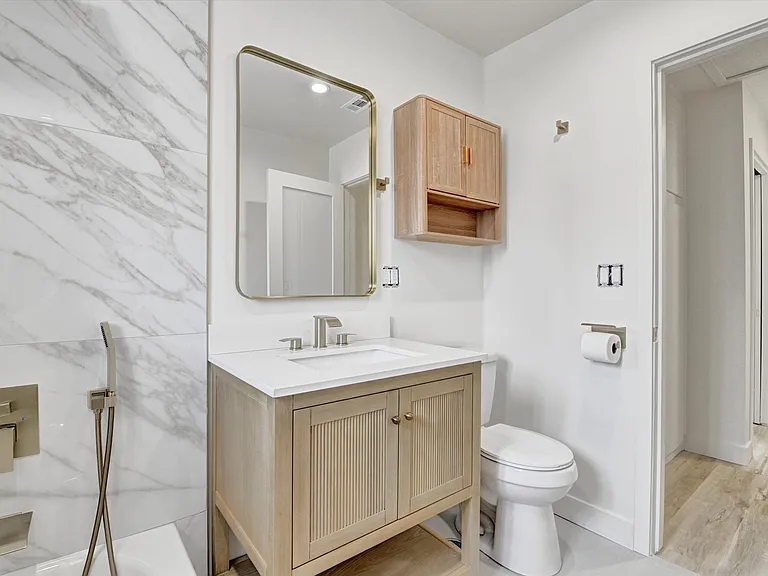 53 N Dunning St — Photo 13