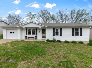 1072 Hannah St, Jackson, MO 63755