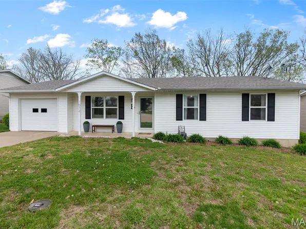 1072 Hannah St, Jackson, MO 63755