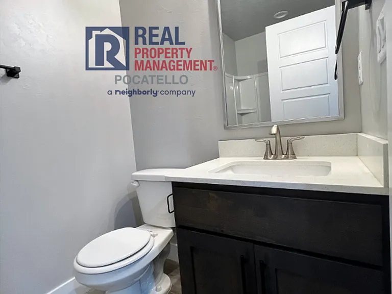 179 Park Lawn Dr #8 — Photo 21