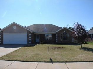 2309 SW 17th St, Bentonville, AR 72712